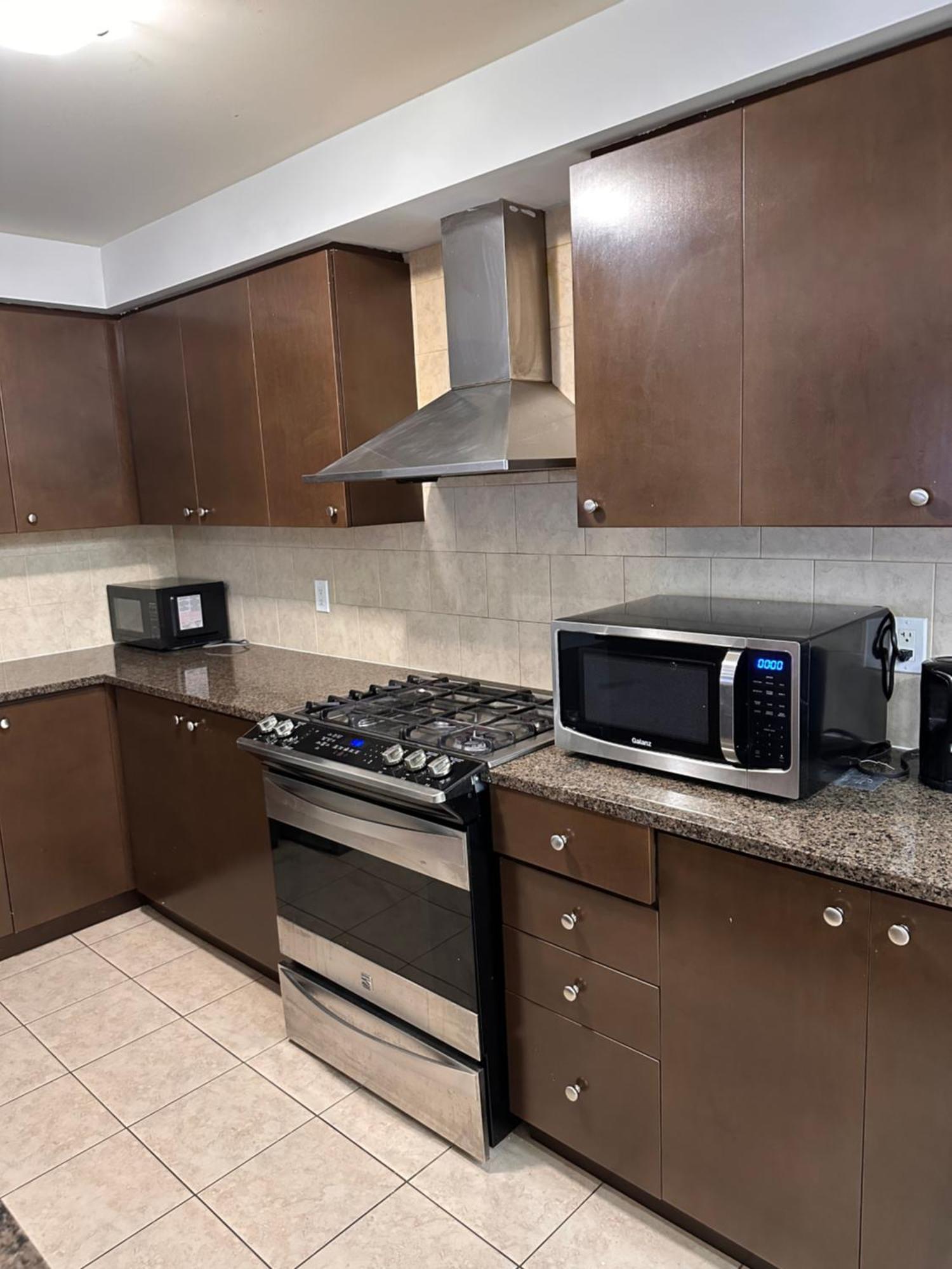 Bellhaven Beautiful Home Brampton Dış mekan fotoğraf